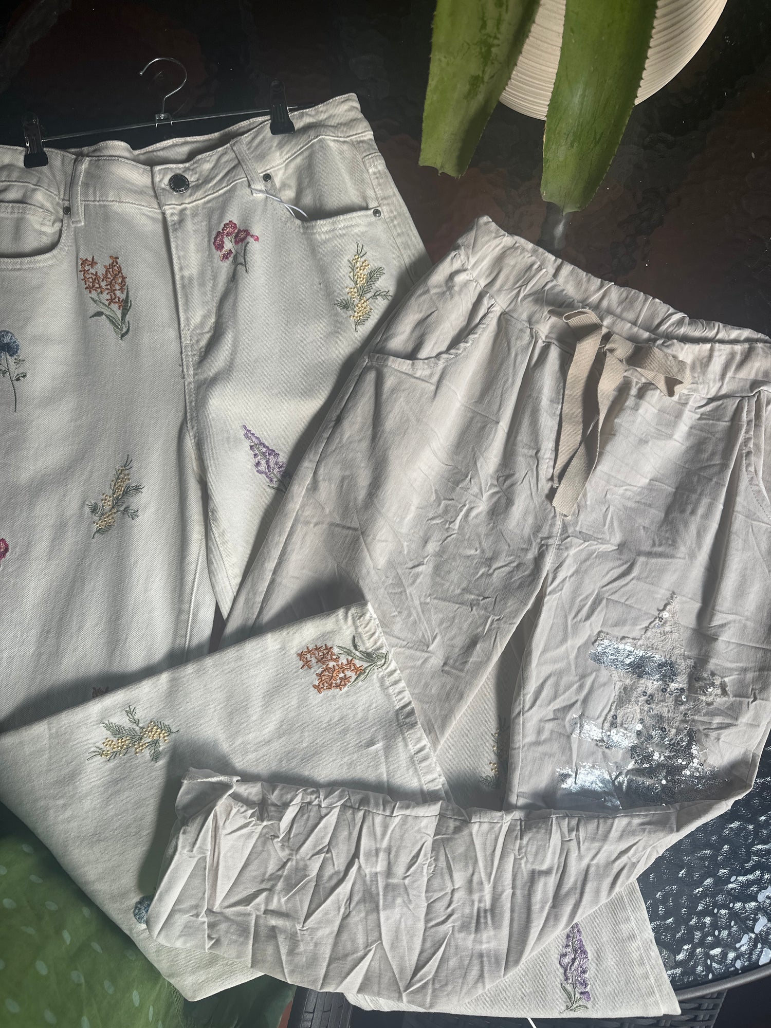 JEANS Y PANTALONES