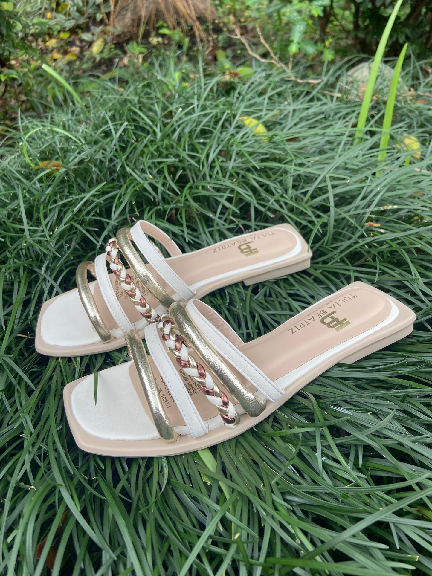 SANDALIAS PLANAS