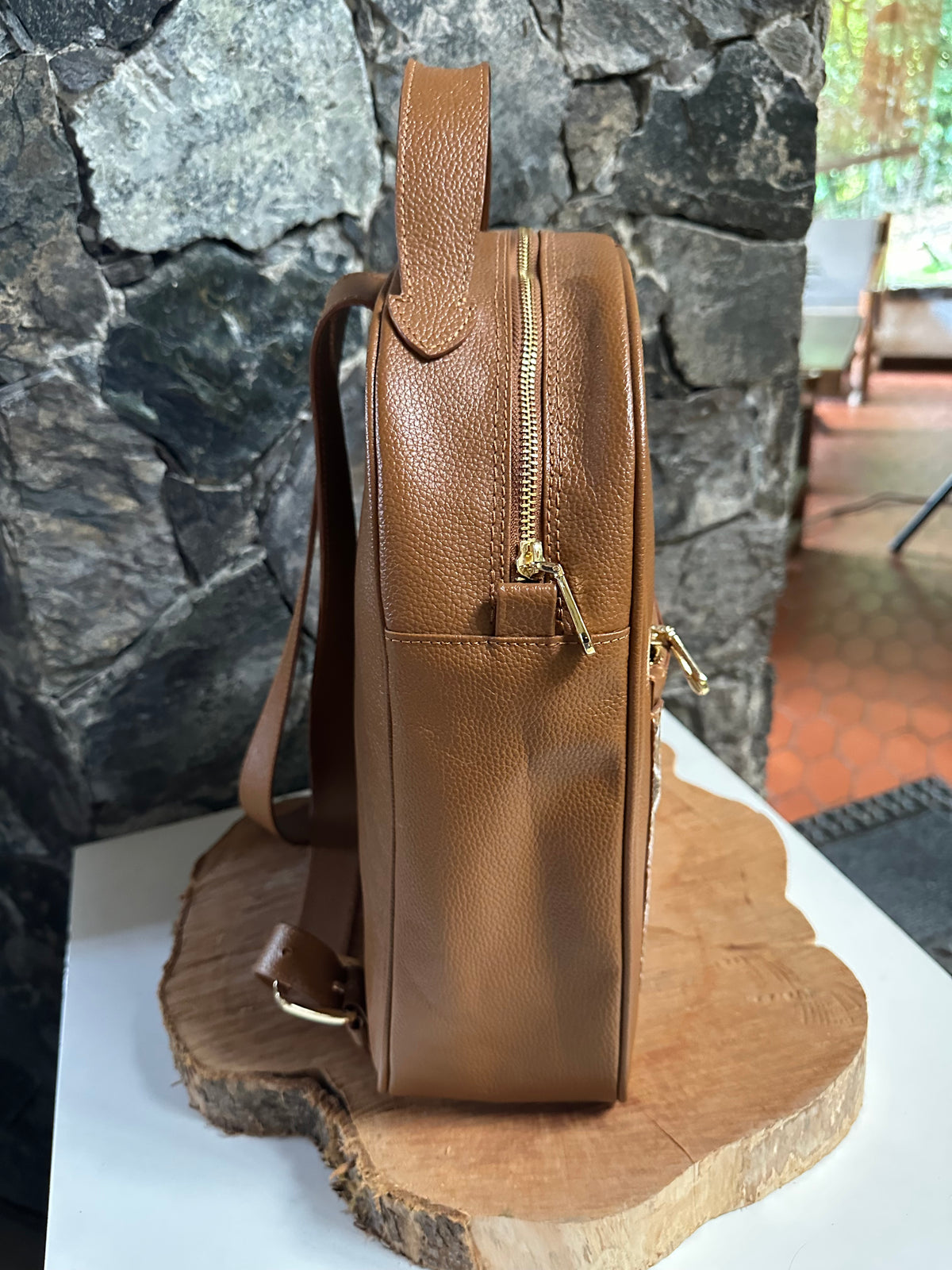 MORRAL EN CUERO