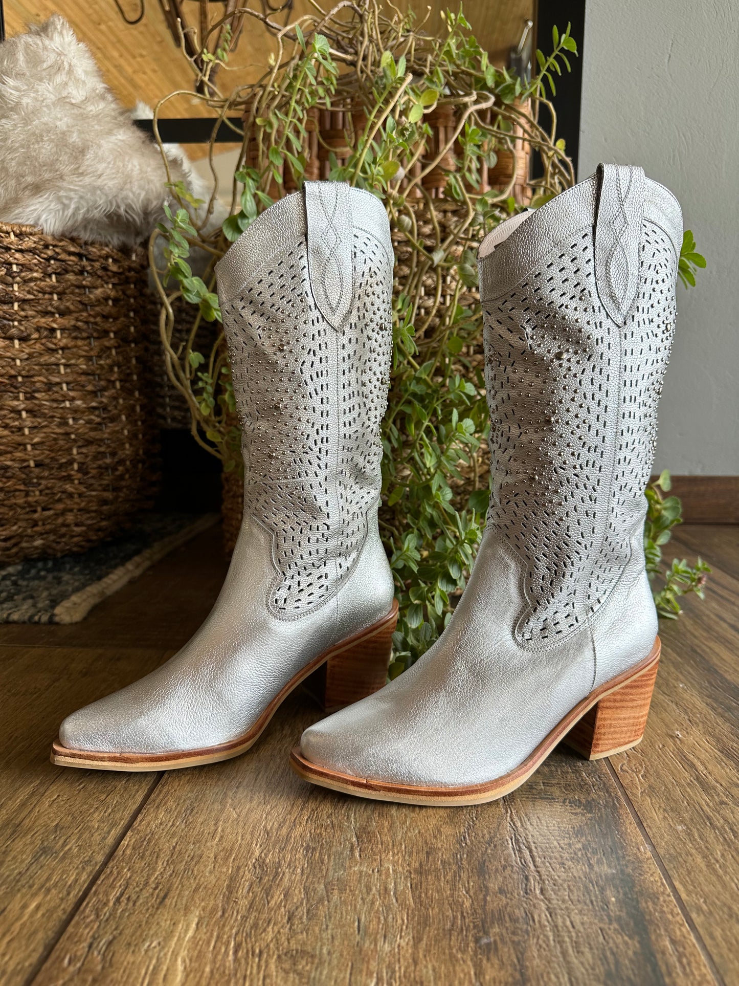 BOTA LARGA